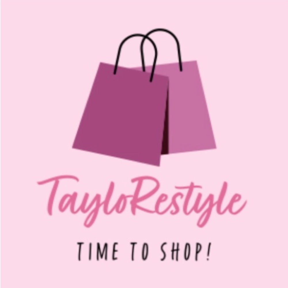 New Listings! Check out my closet & bundle for additional savings!🛍️